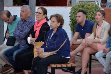 El edil Ramos pregona las fiestas del Carmen de La Medianía (Foto Francisco Javier Santana)